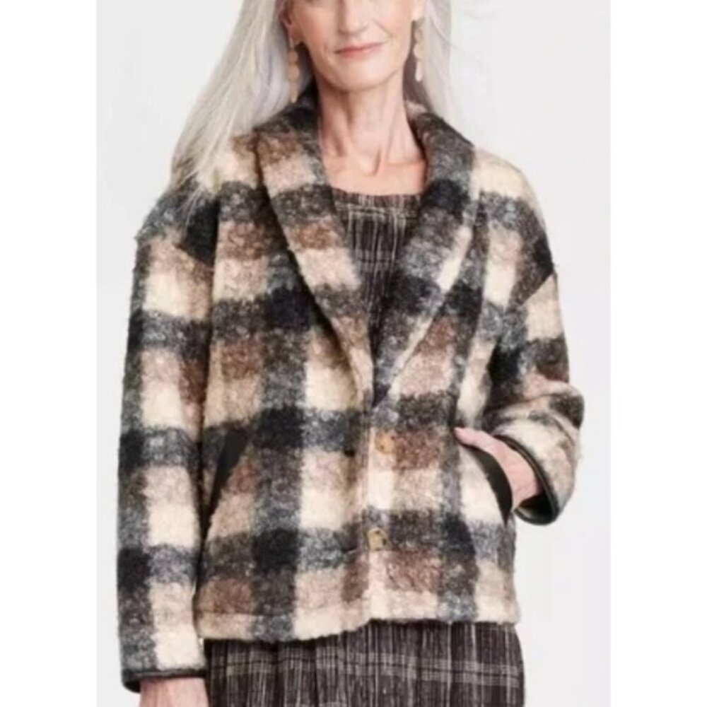 Knox Rose Plaid Shaggy Blazer in Cream, Brown & Black Tones